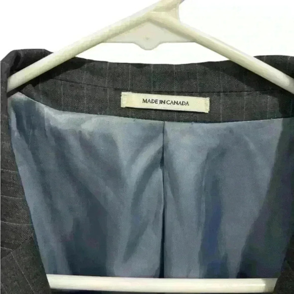 Peter Millar Sport Coat Mens Grey and Blue Pinstripe Union Made In Canada Jacket - Picture 2 of 11